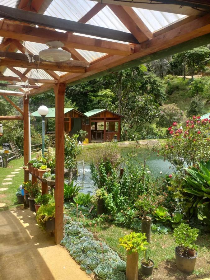 Las Cataratas Lodge San Gerardo de Dota Exteriör bild